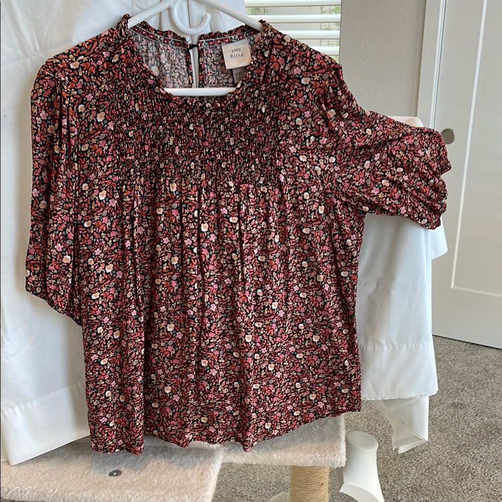 Knox Rose Red and Orange Smocked Blouse 3/4 Sleeve